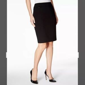 Calvin Klein Women's Pencil Skirt in Black Size 4P